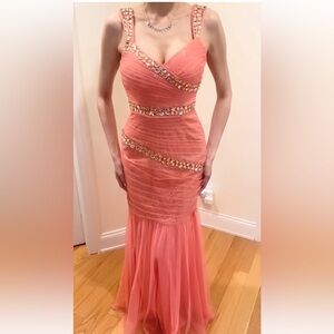 Hailey Logan Adrianna Papell Coral Sequin Mermaid Gown Prom Formal Size 3/4